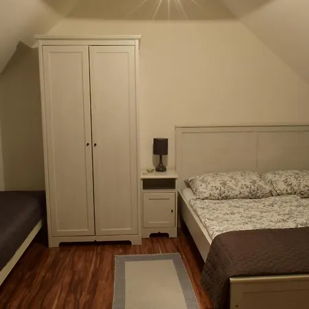 Apartment Kektura Vendeghaz *